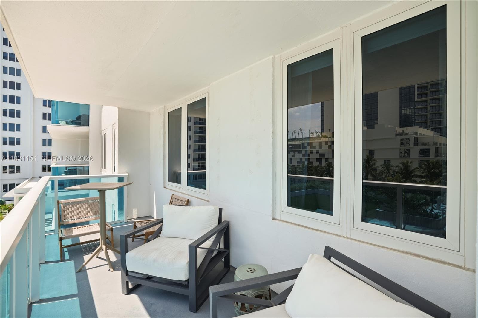 A11831151 — Miami Beach — 42