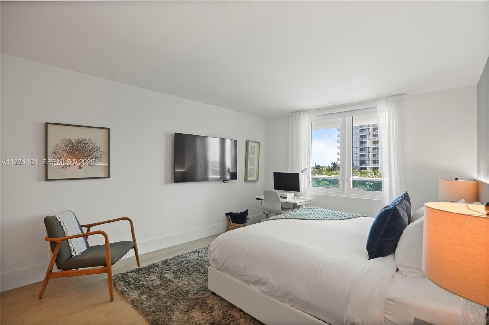 A11831151 — Miami Beach — 34