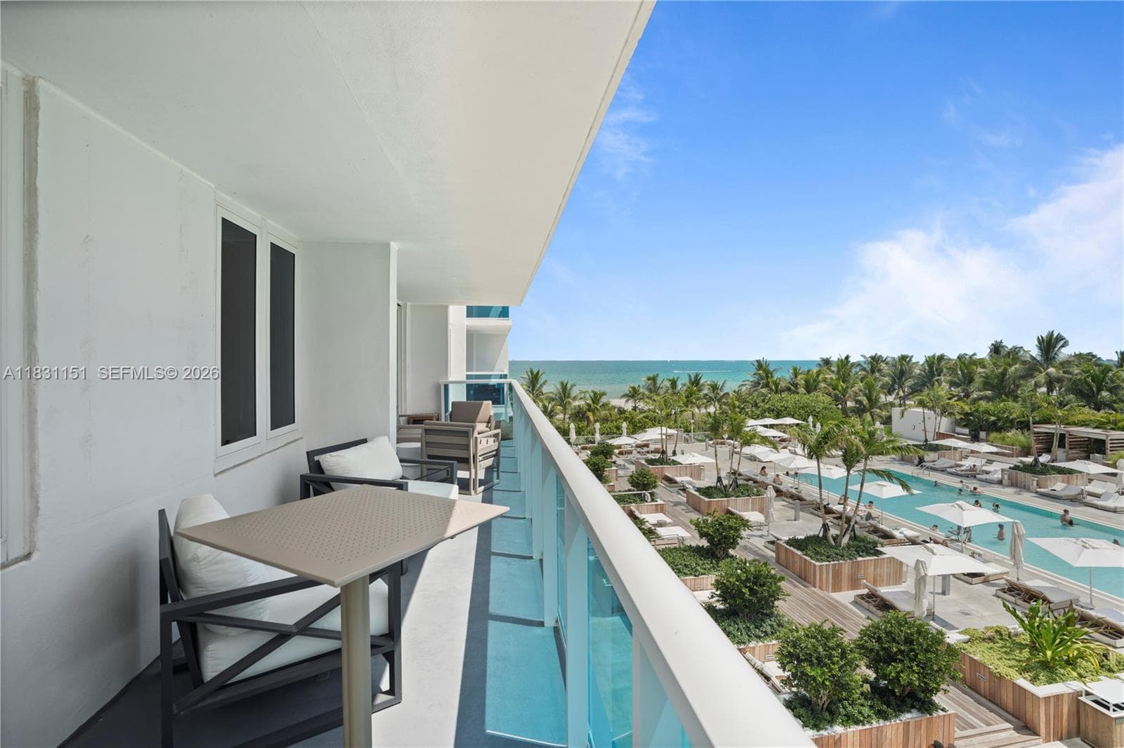 A11831151 — Miami Beach — 45
