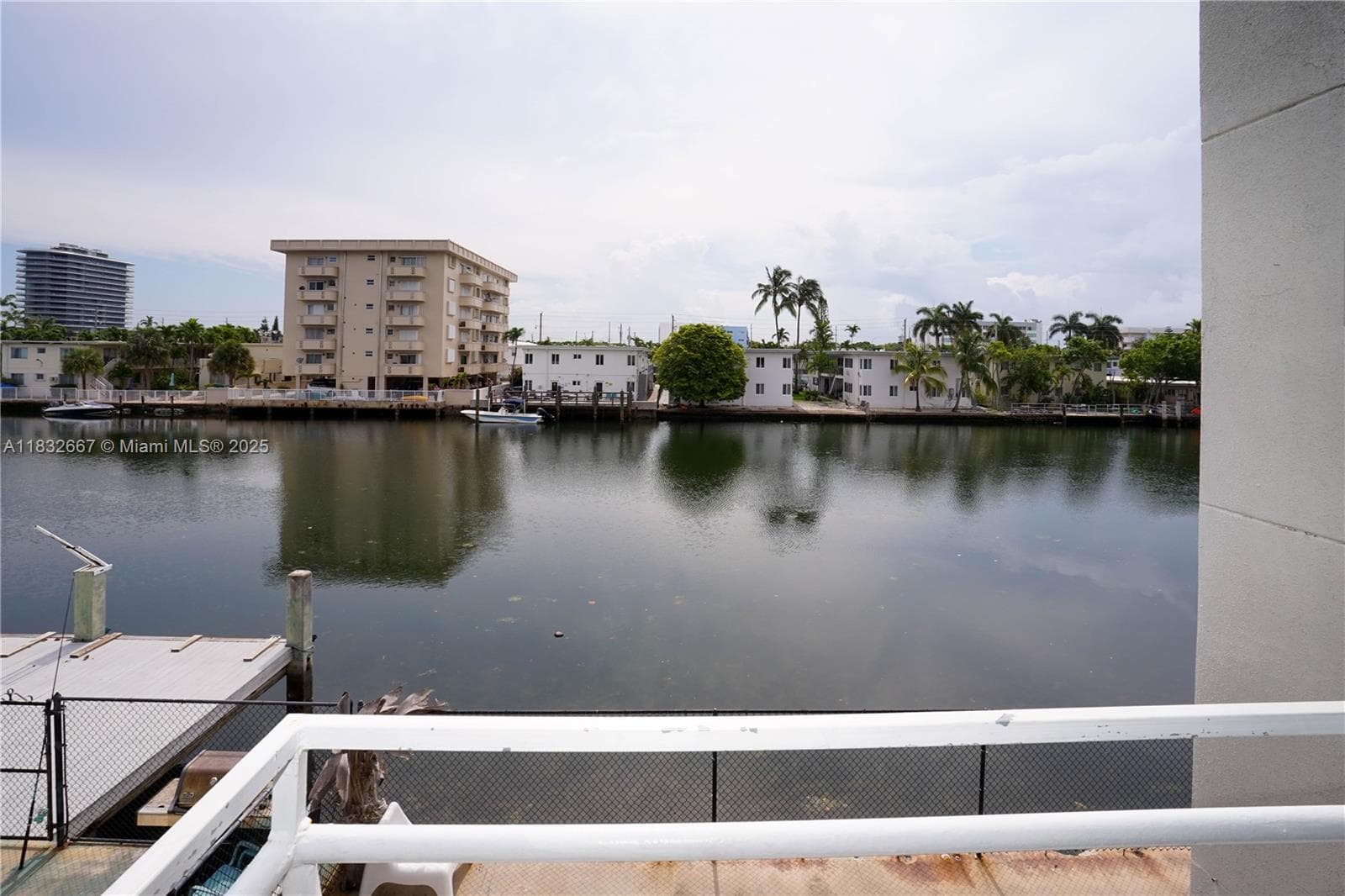 A11832667 — Miami Beach — 53