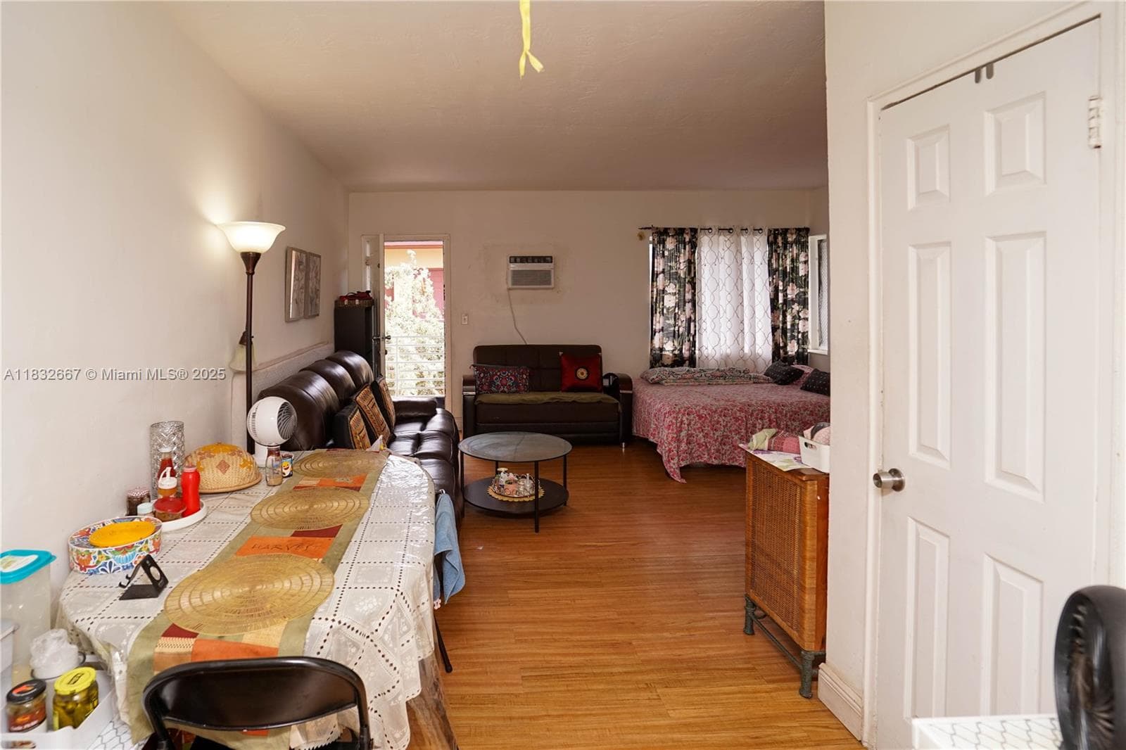 A11832667 — Miami Beach — 36