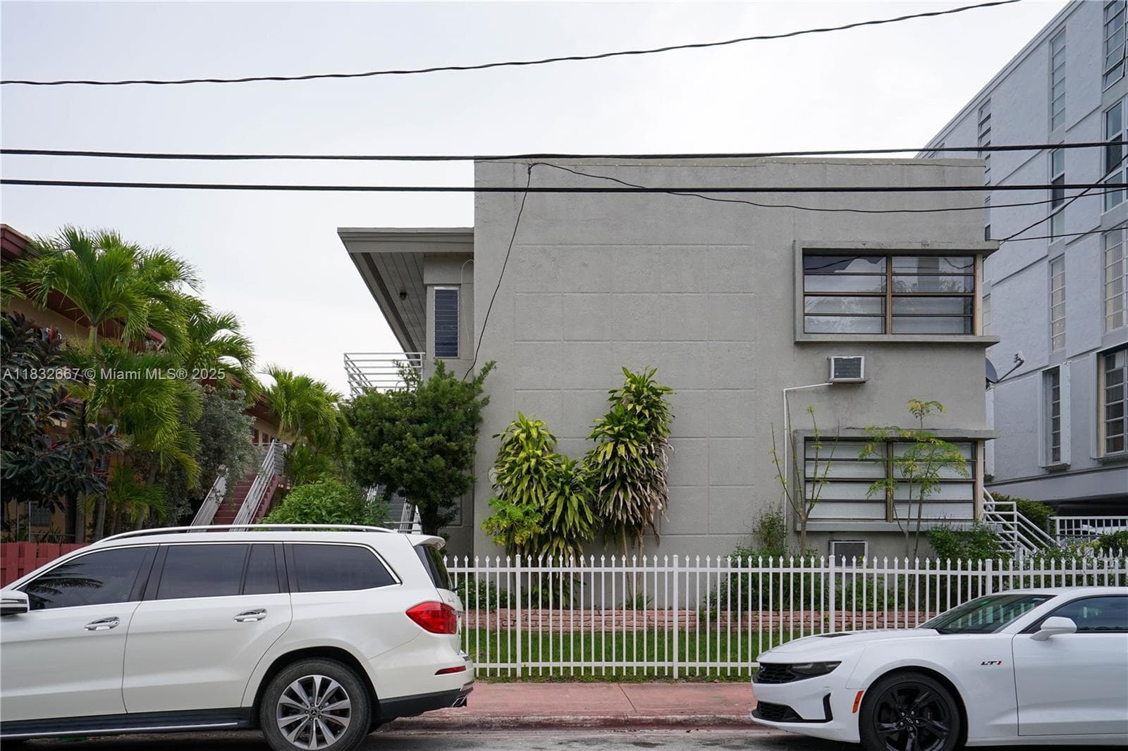 A11832667 — Miami Beach — 49