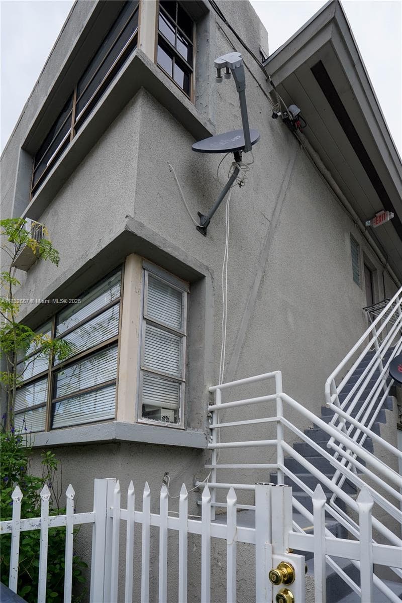 A11832667 — Miami Beach — 48