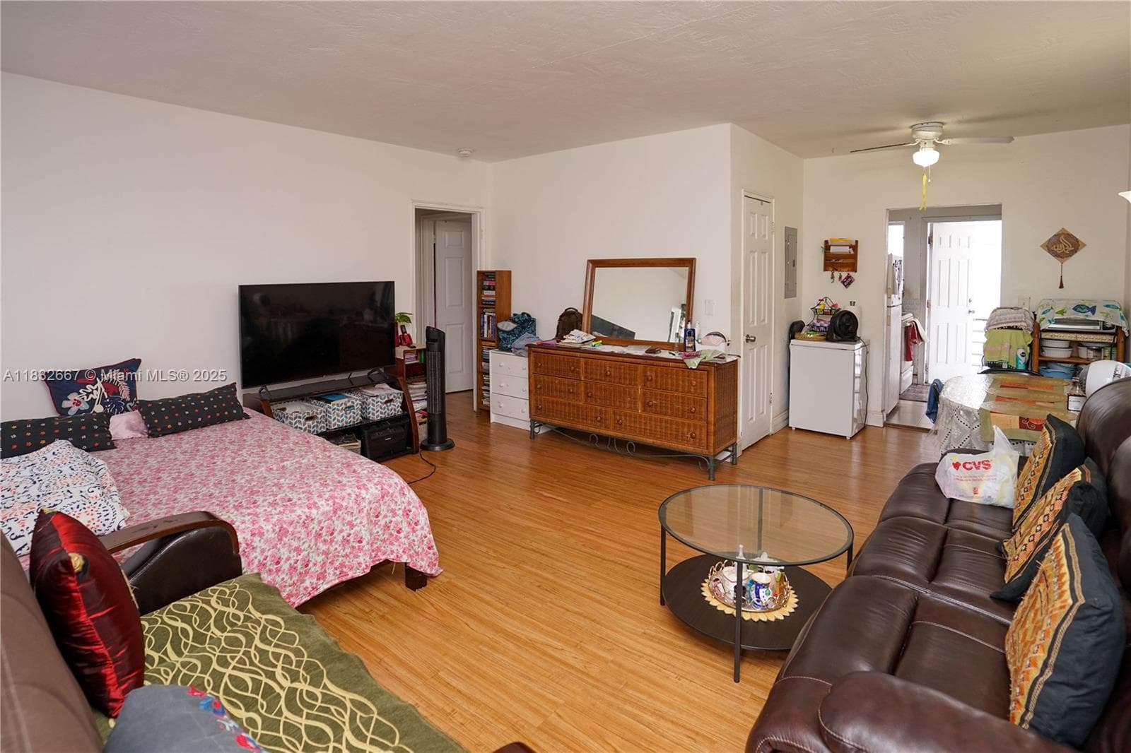A11832667 — Miami Beach — 35