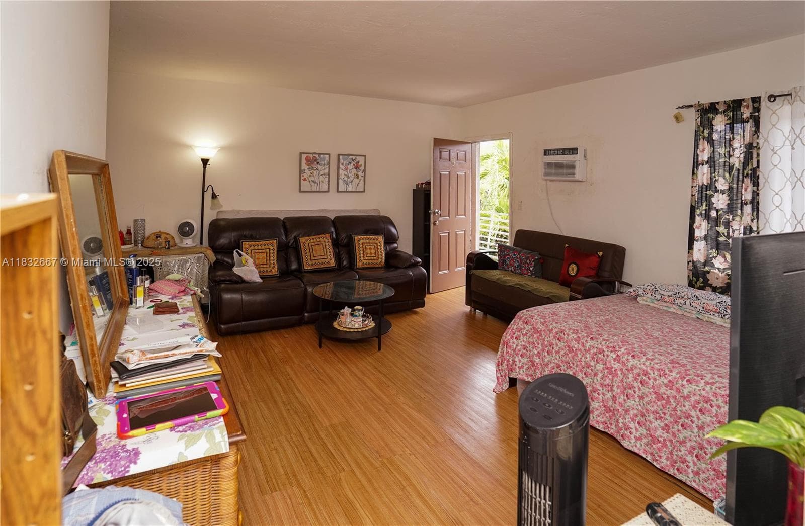 A11832667 — Miami Beach — 39
