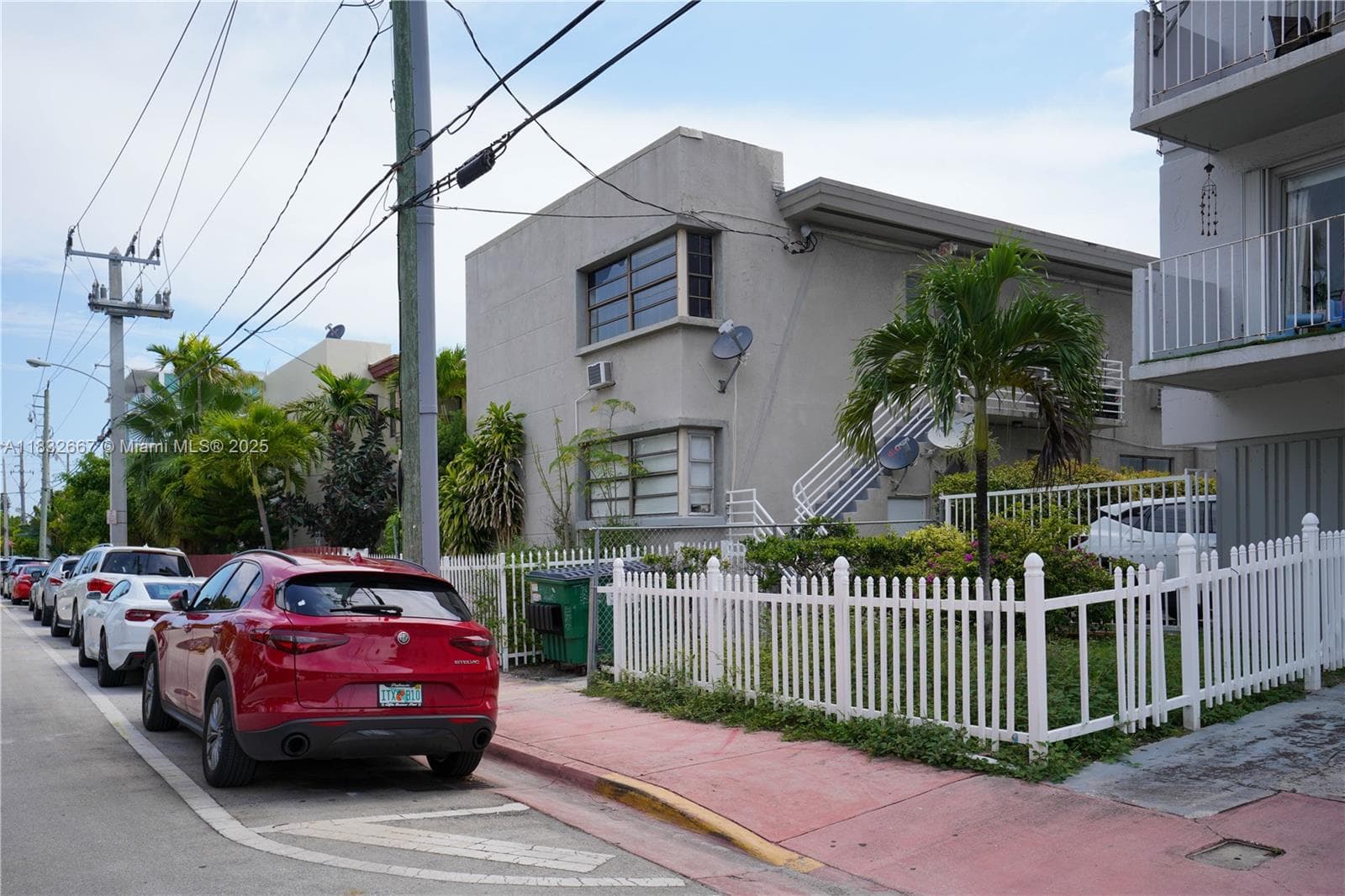 A11832667 — Miami Beach — 8