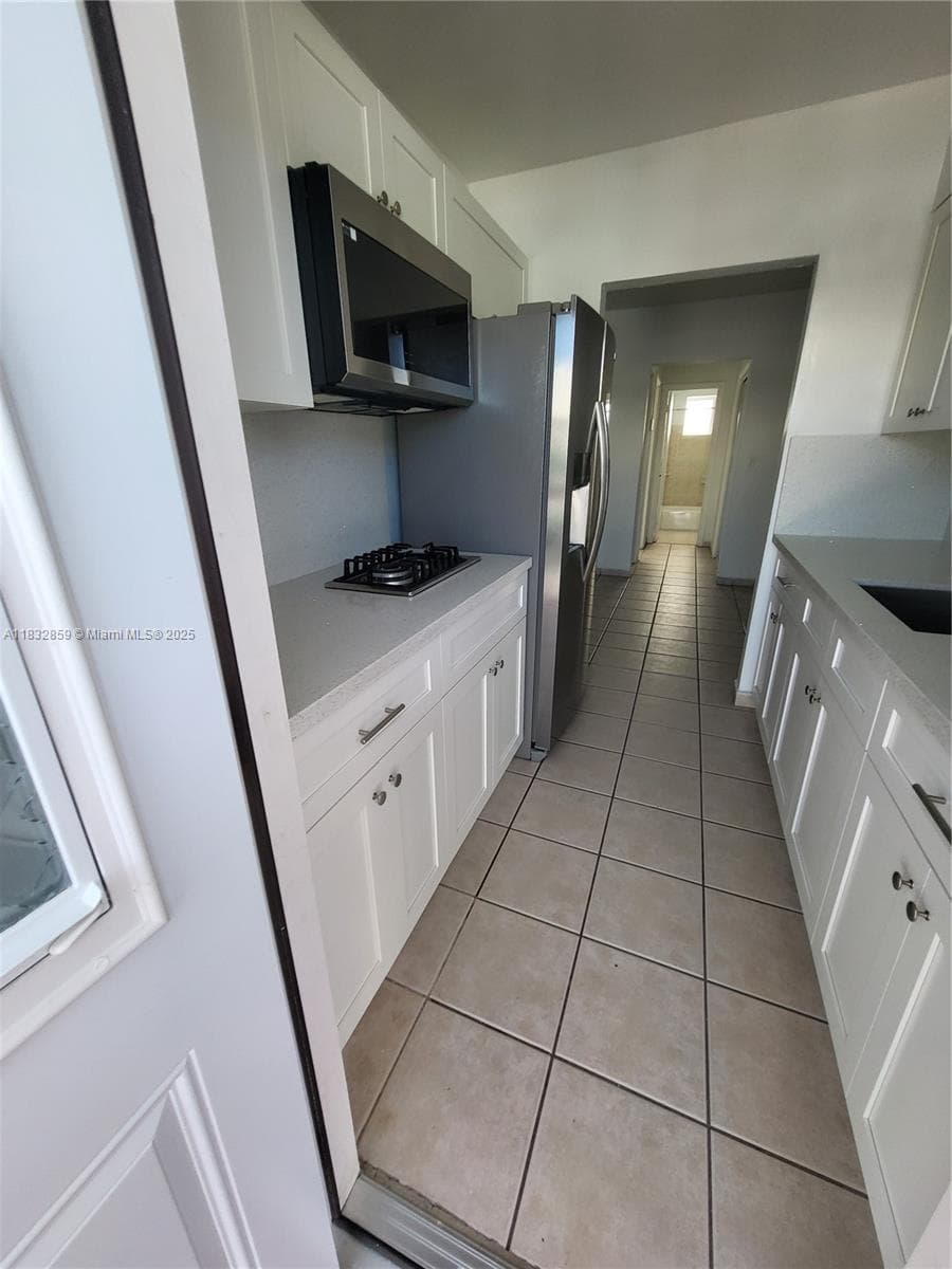 A11832859 — Miami Beach — 4