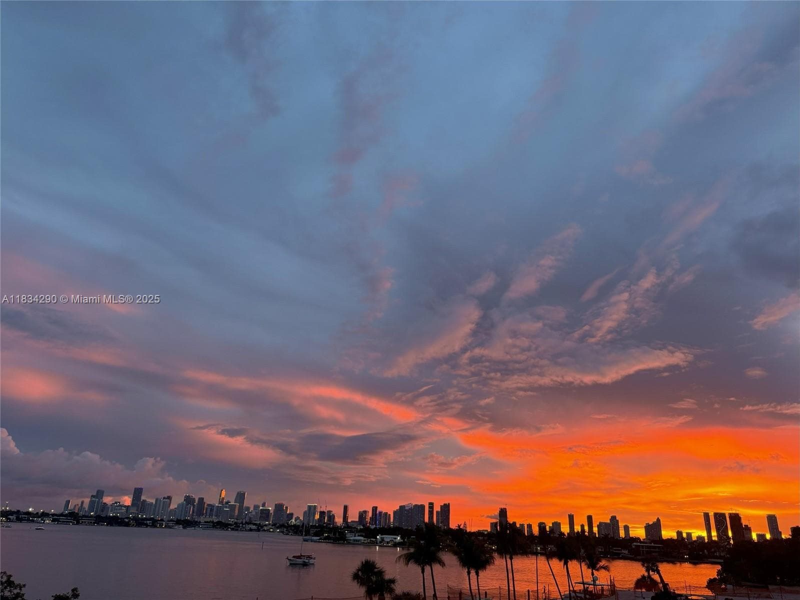 A11834290 — Miami Beach — 27