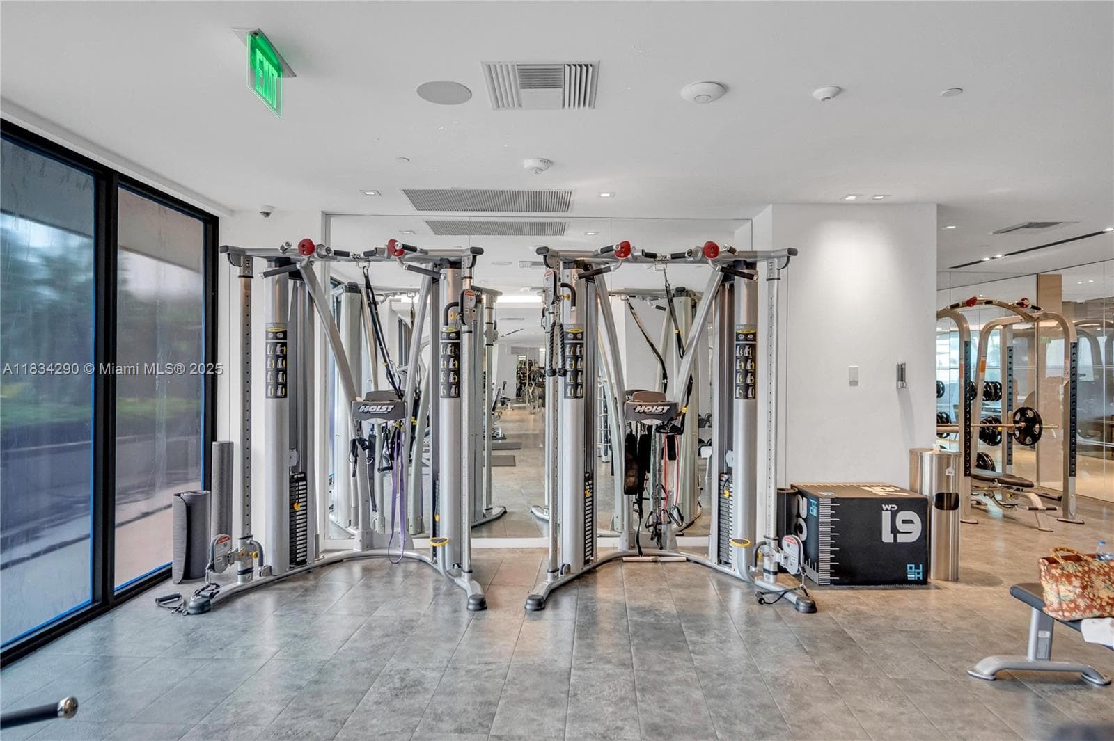 A11834290 — Miami Beach — 22