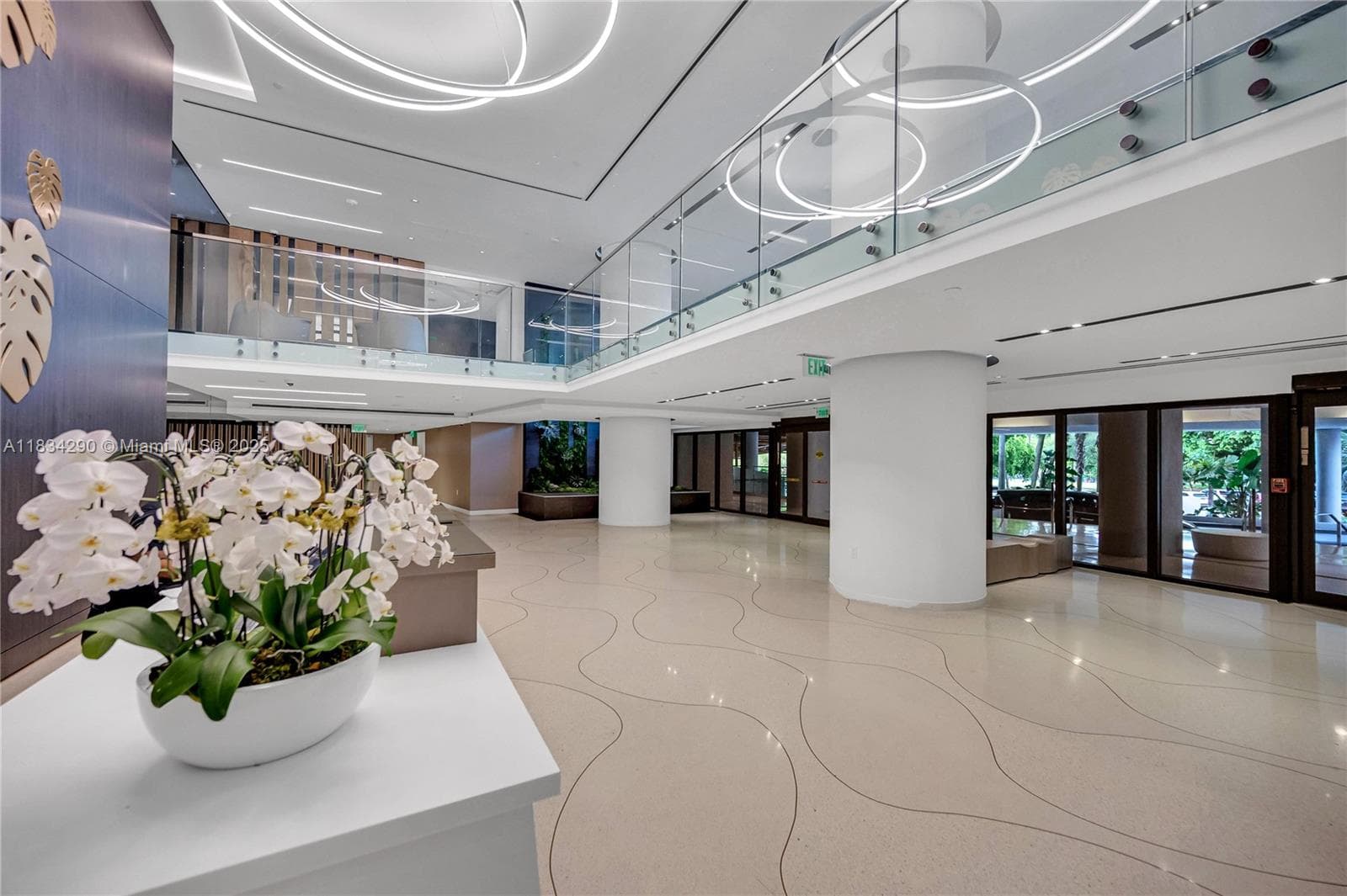 A11834290 — Miami Beach — 19