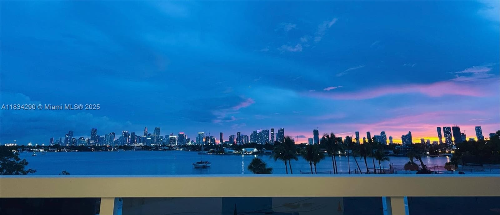 A11834290 — Miami Beach — 29