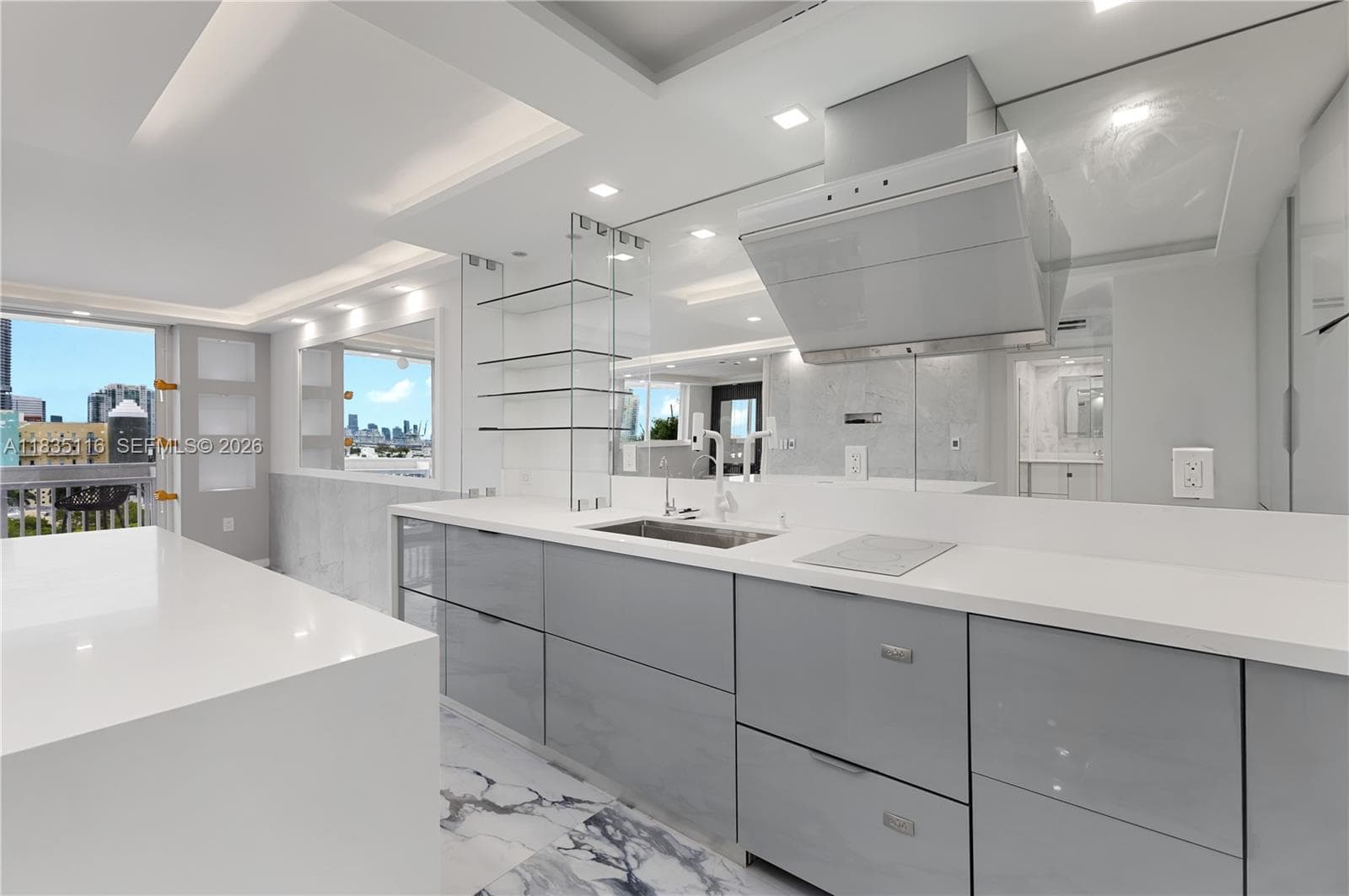 A11835116 — Miami Beach — 11