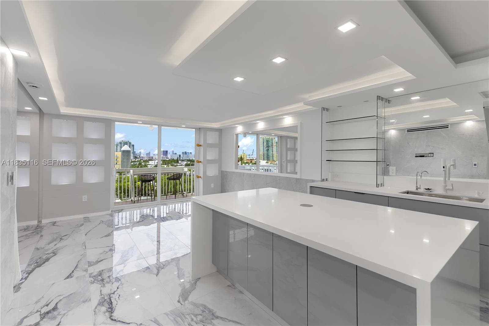 A11835116 — Miami Beach — 4