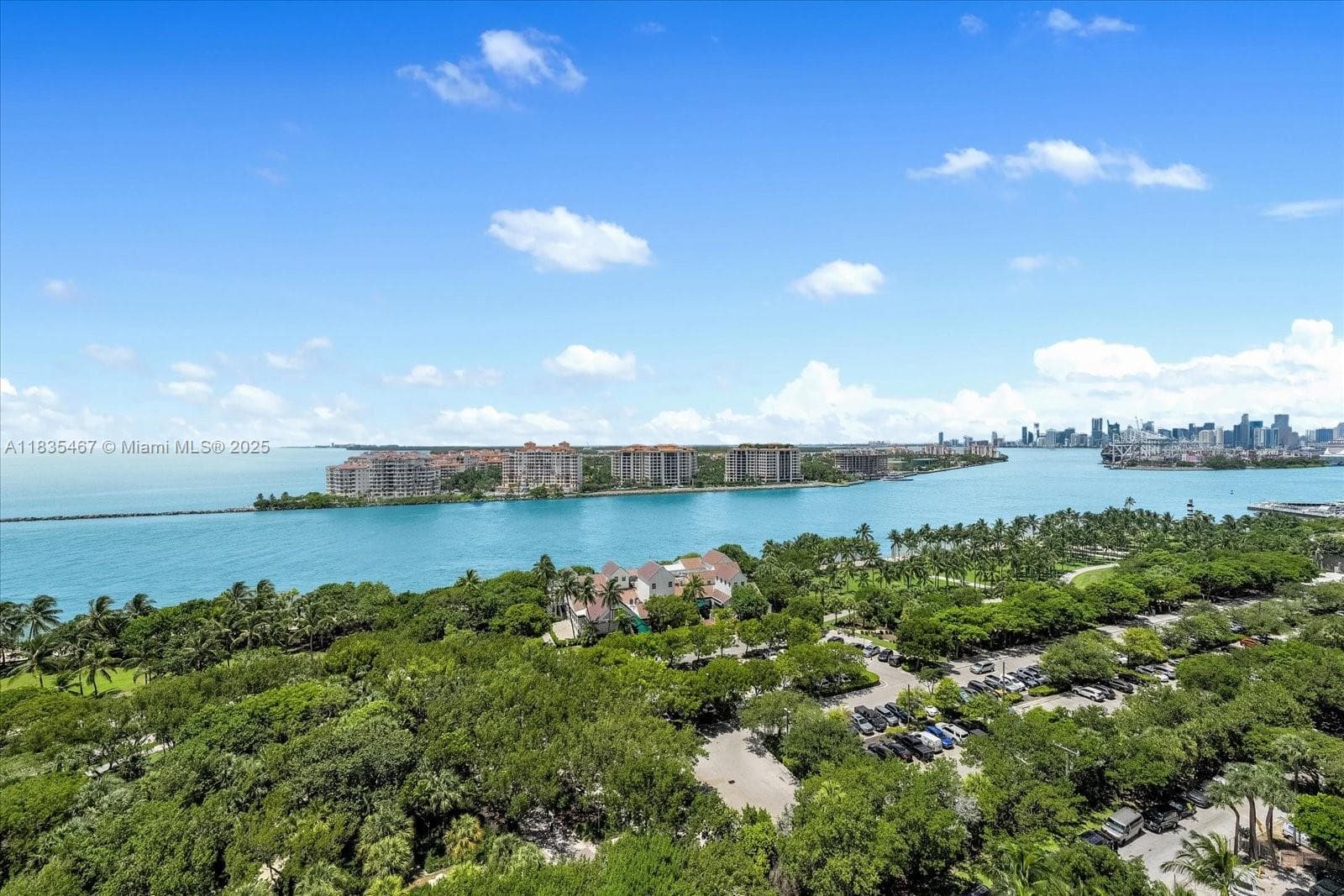 A11835467 — Miami Beach — 39