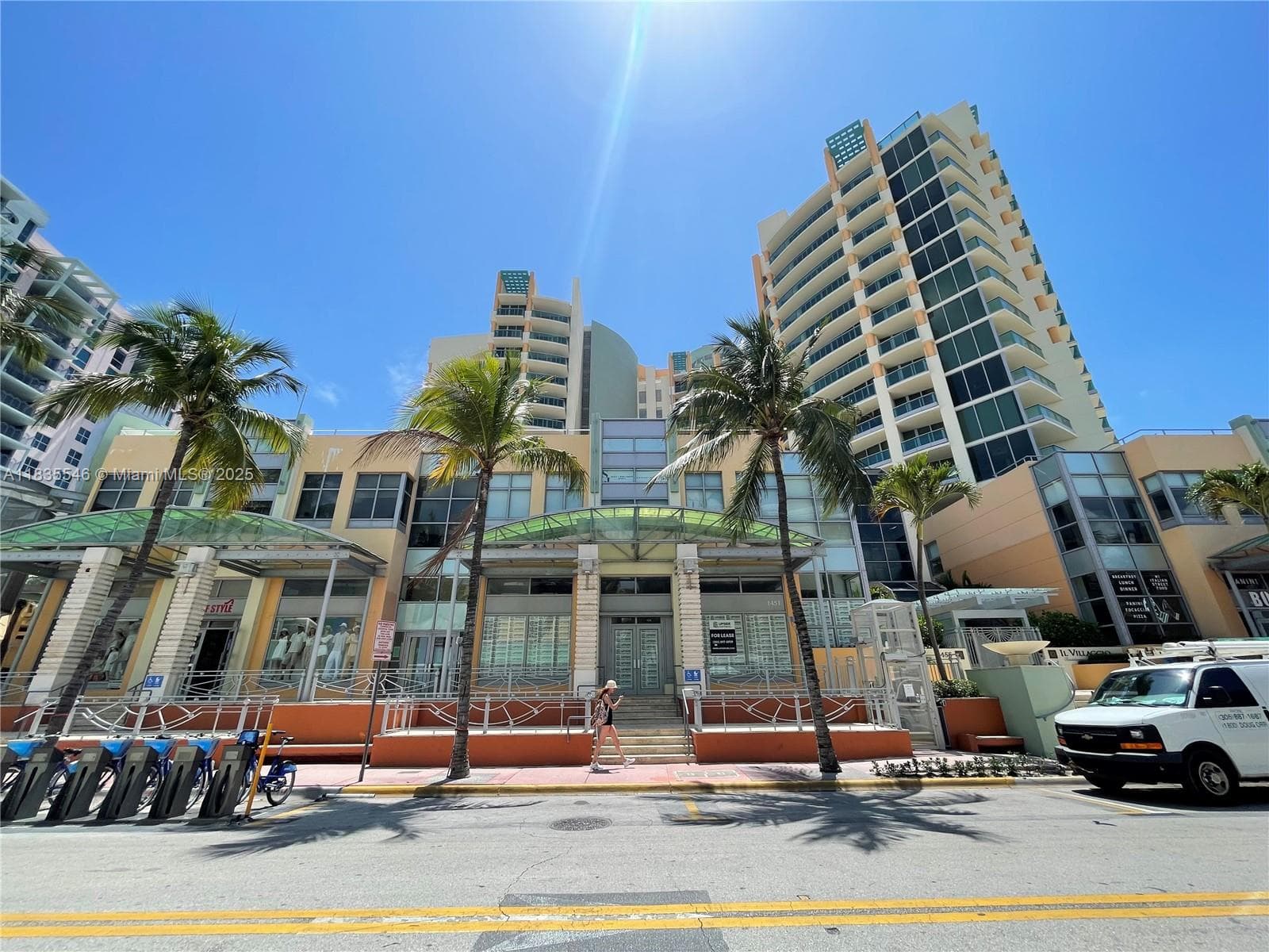 A11835546 — Miami Beach