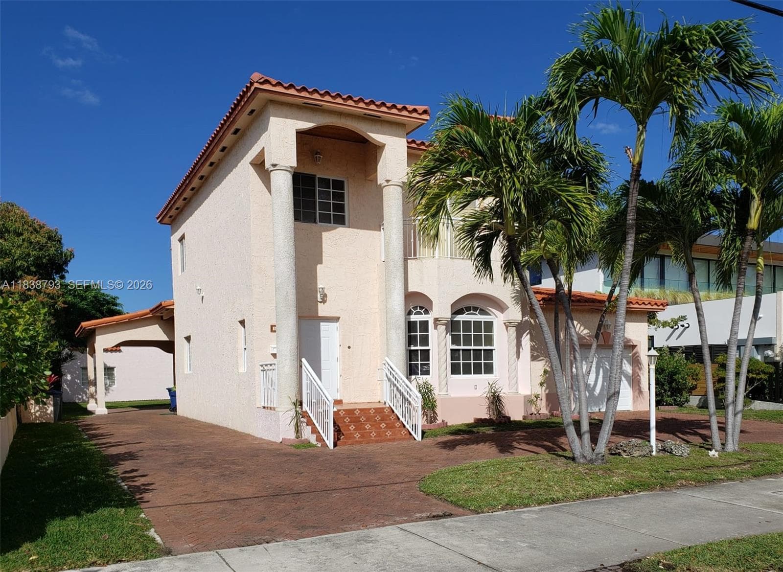 A11838793 — Miami Beach — 2