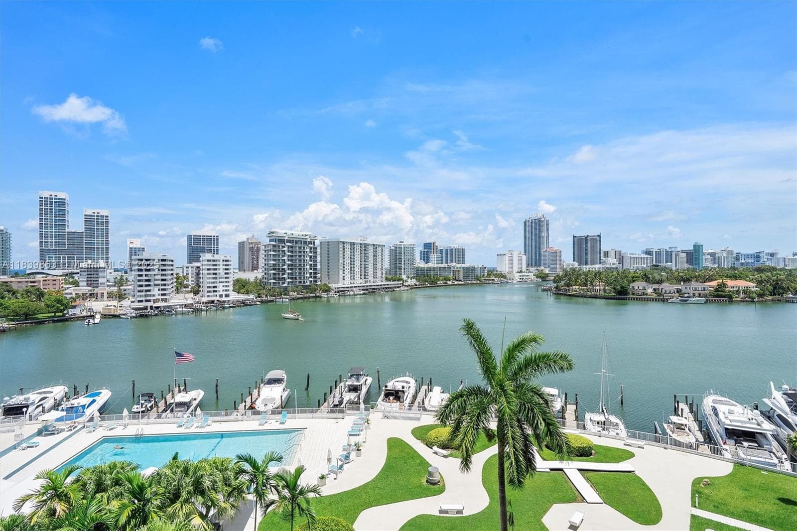 A11839863 — Miami Beach — 26