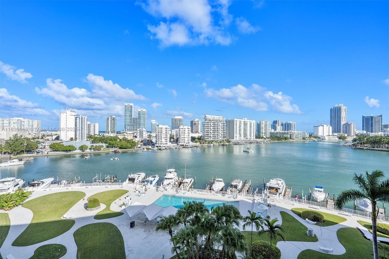 A11839863 — Miami Beach — 49