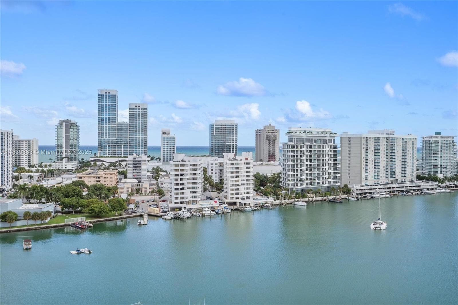 A11839863 — Miami Beach — 33