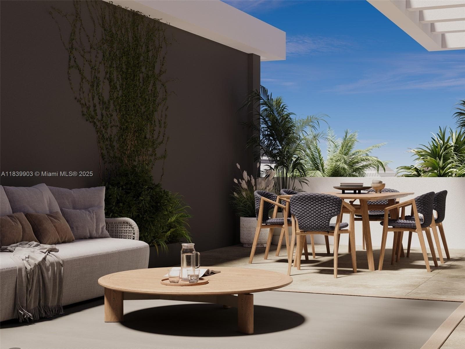 A11839903 — Miami Beach — 15