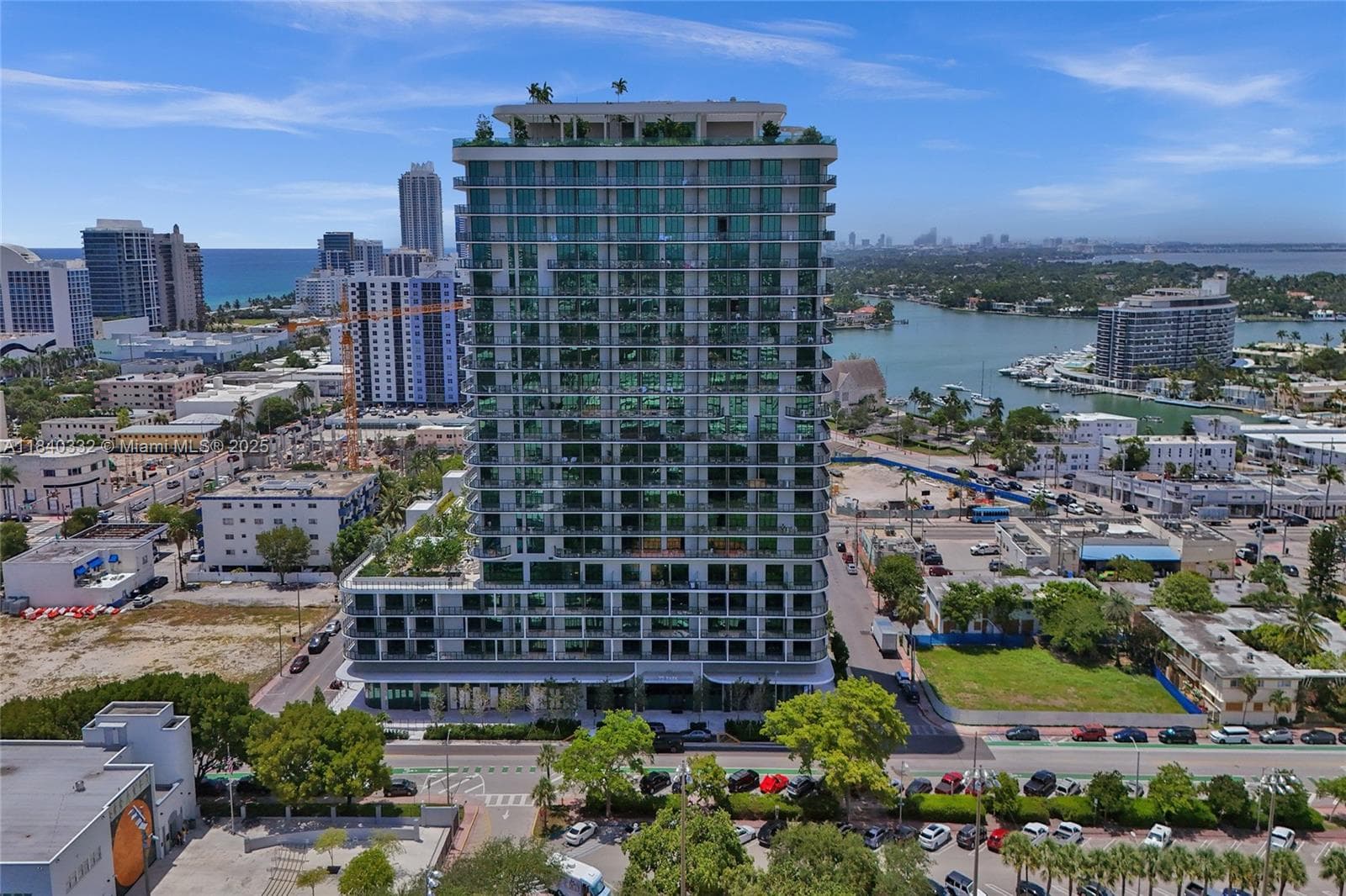 A11840332 — Miami Beach — 2