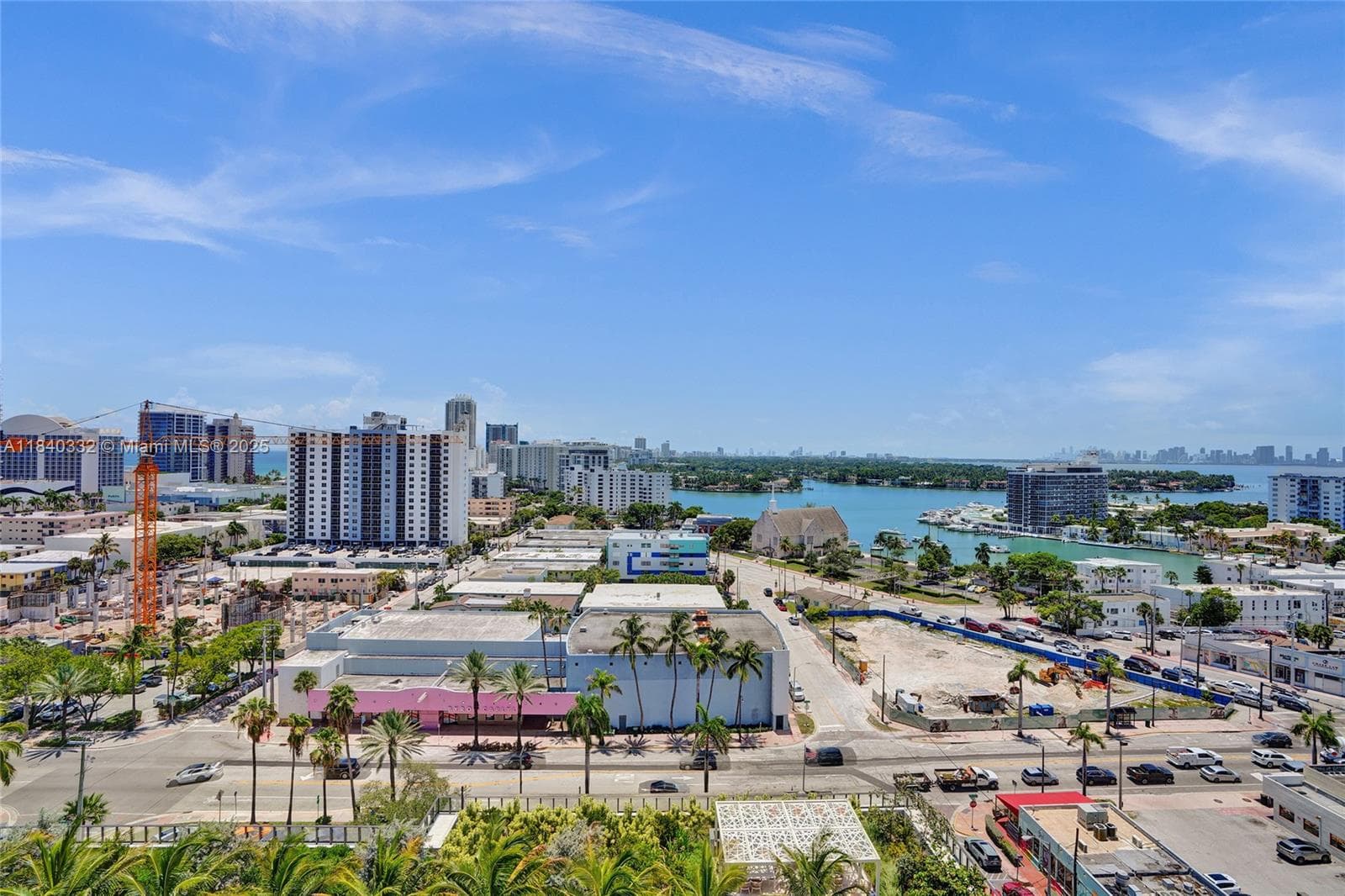 A11840332 — Miami Beach — 16