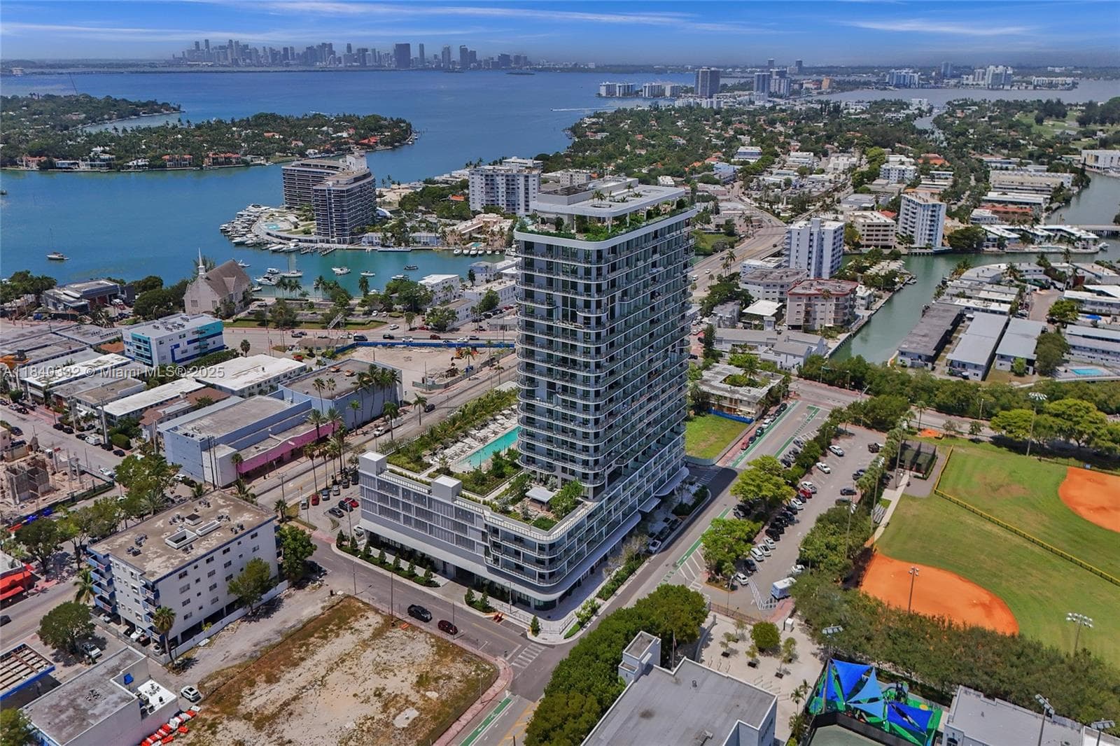 A11840332 — Miami Beach — 5