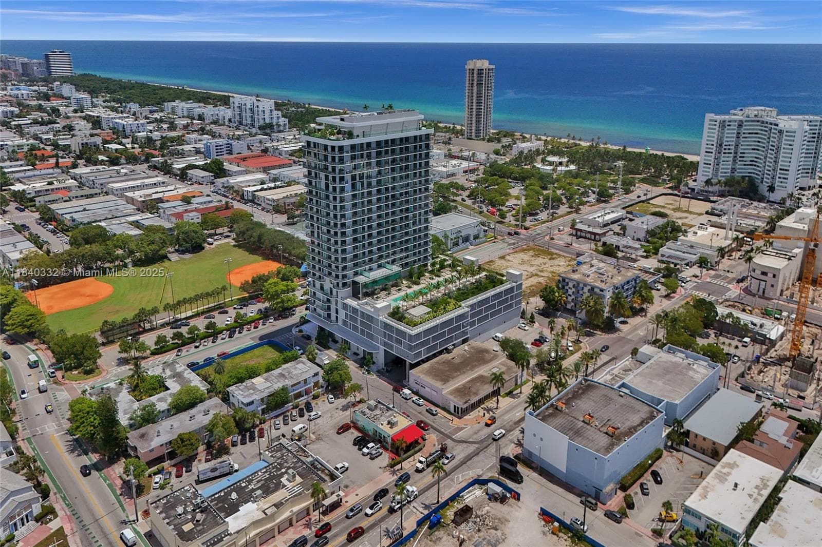 A11840332 — Miami Beach — 10