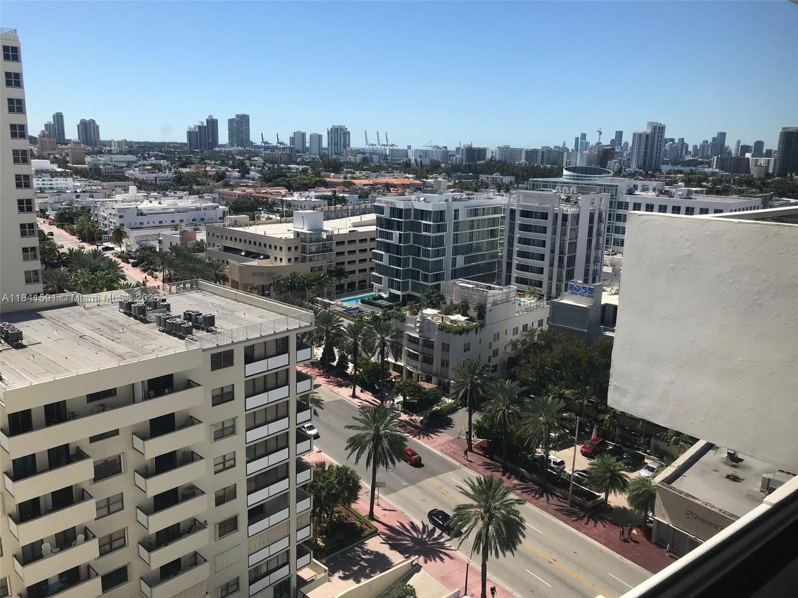 A11841591 — Miami Beach — 57
