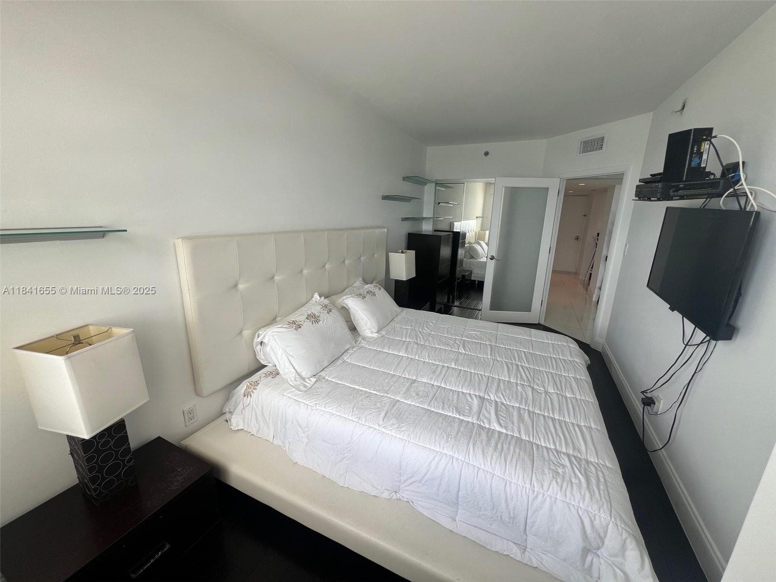 A11841655 — Miami Beach — 13