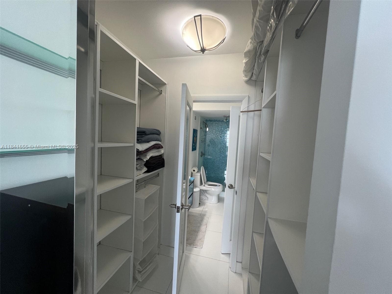A11841655 — Miami Beach — 16