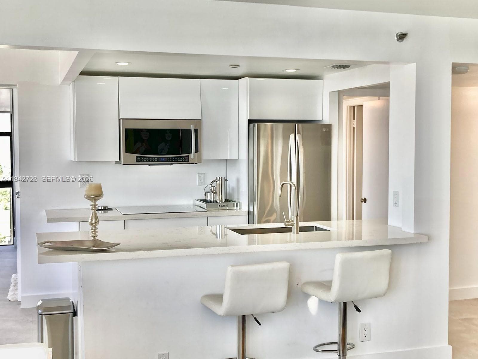 A11842723 — Miami Beach — 5