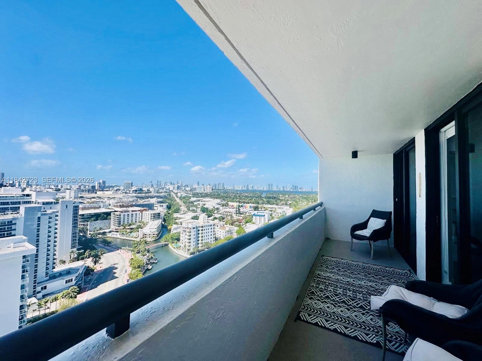A11842723 — Miami Beach — 8