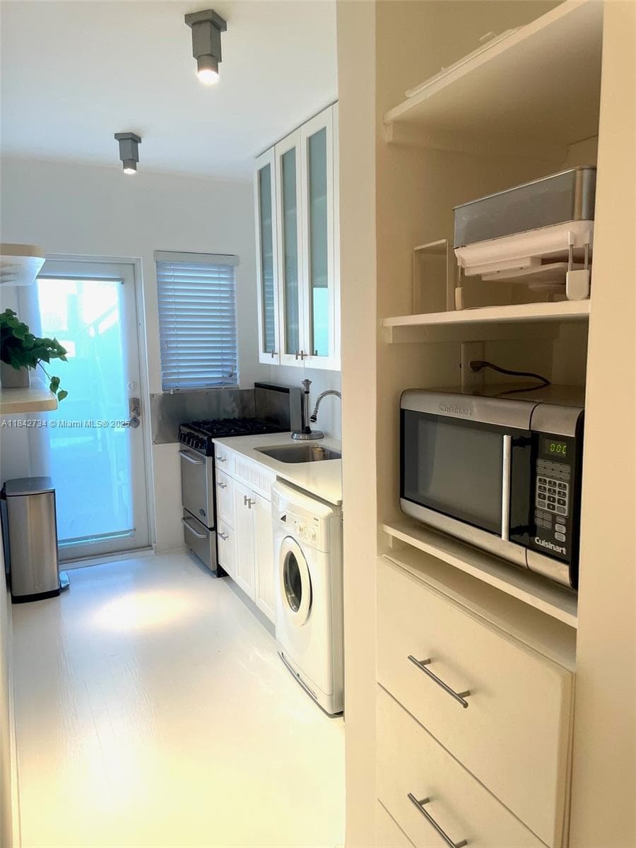 A11842734 — Miami Beach — 5