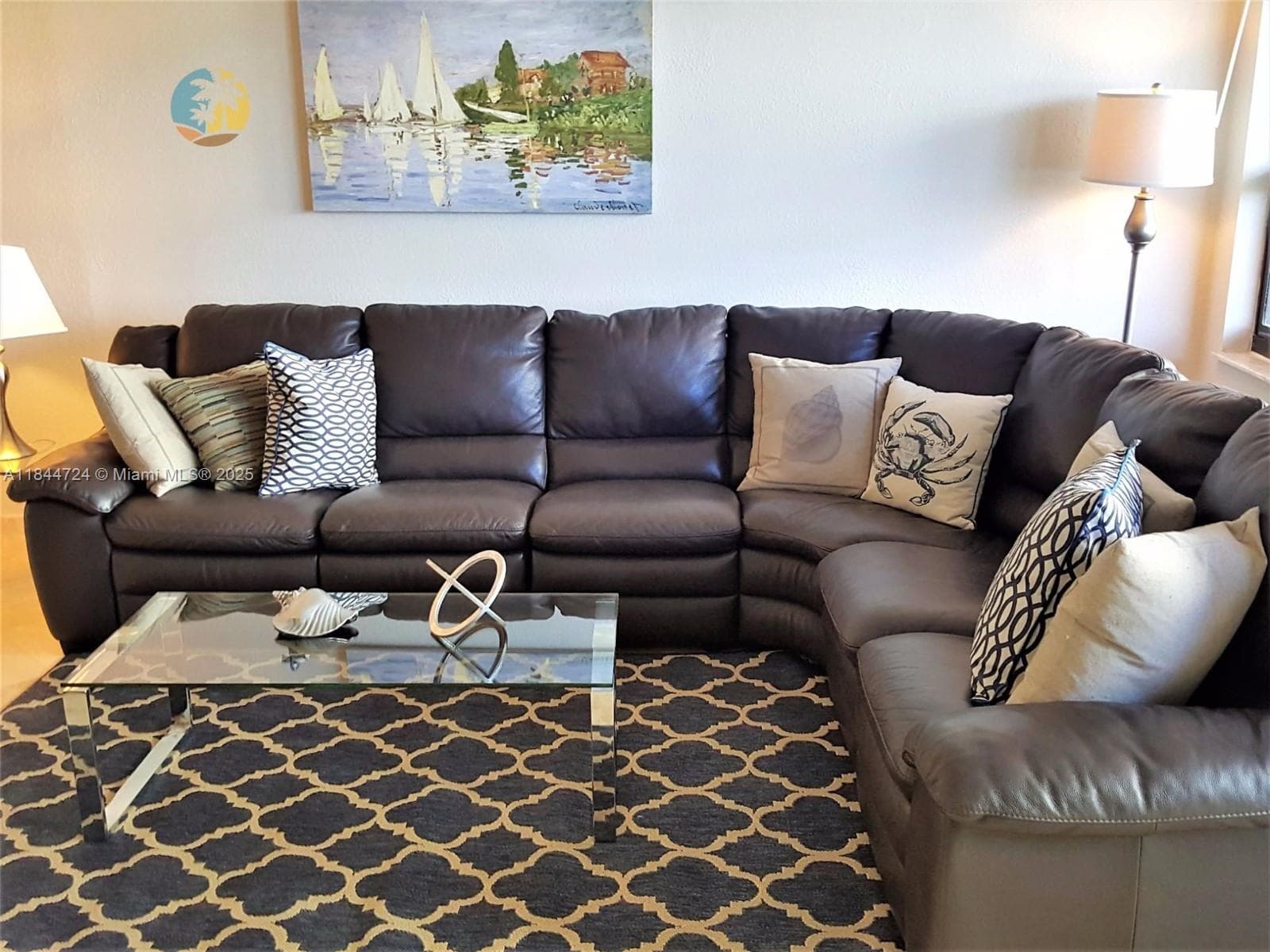 A11844724 — Miami Beach — 2