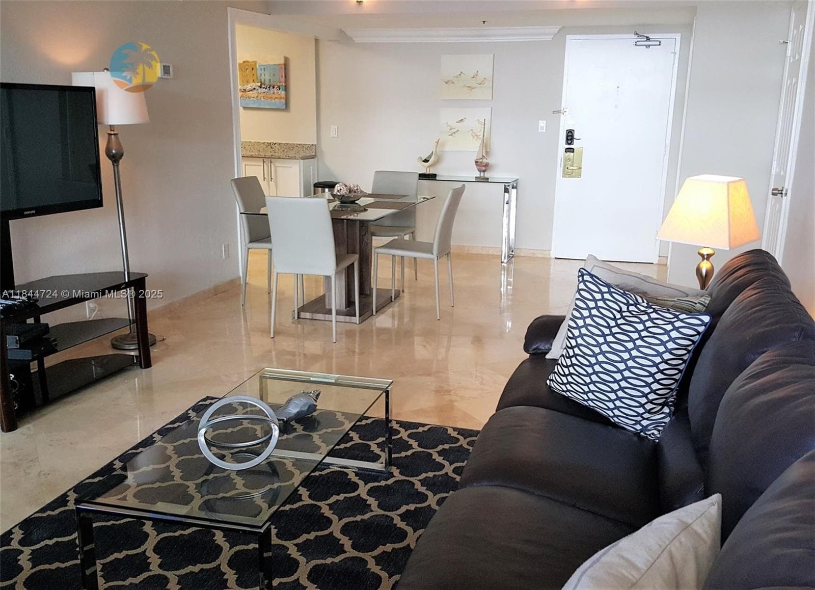A11844724 — Miami Beach — 5