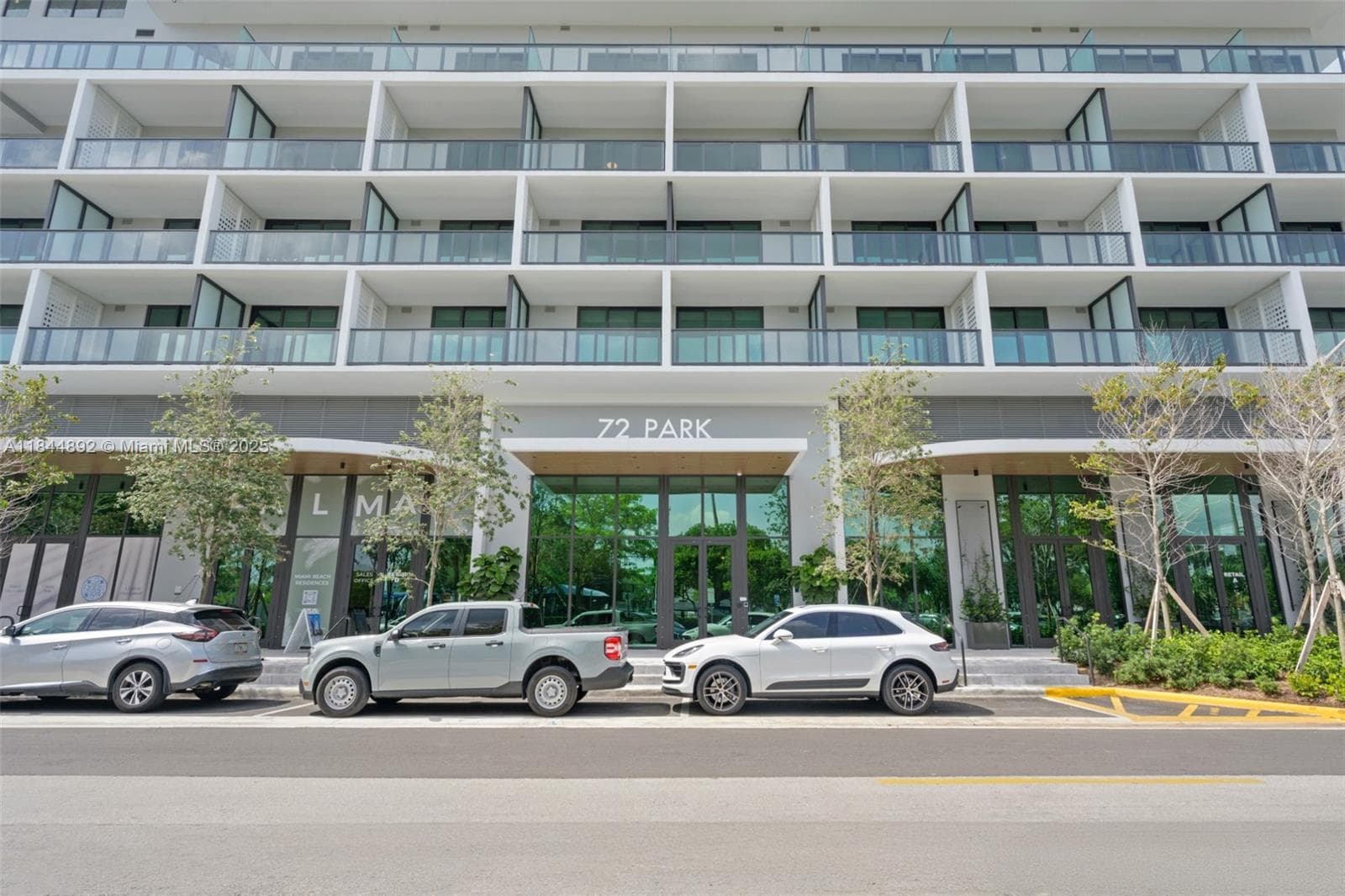 A11844892 — Miami Beach — 29