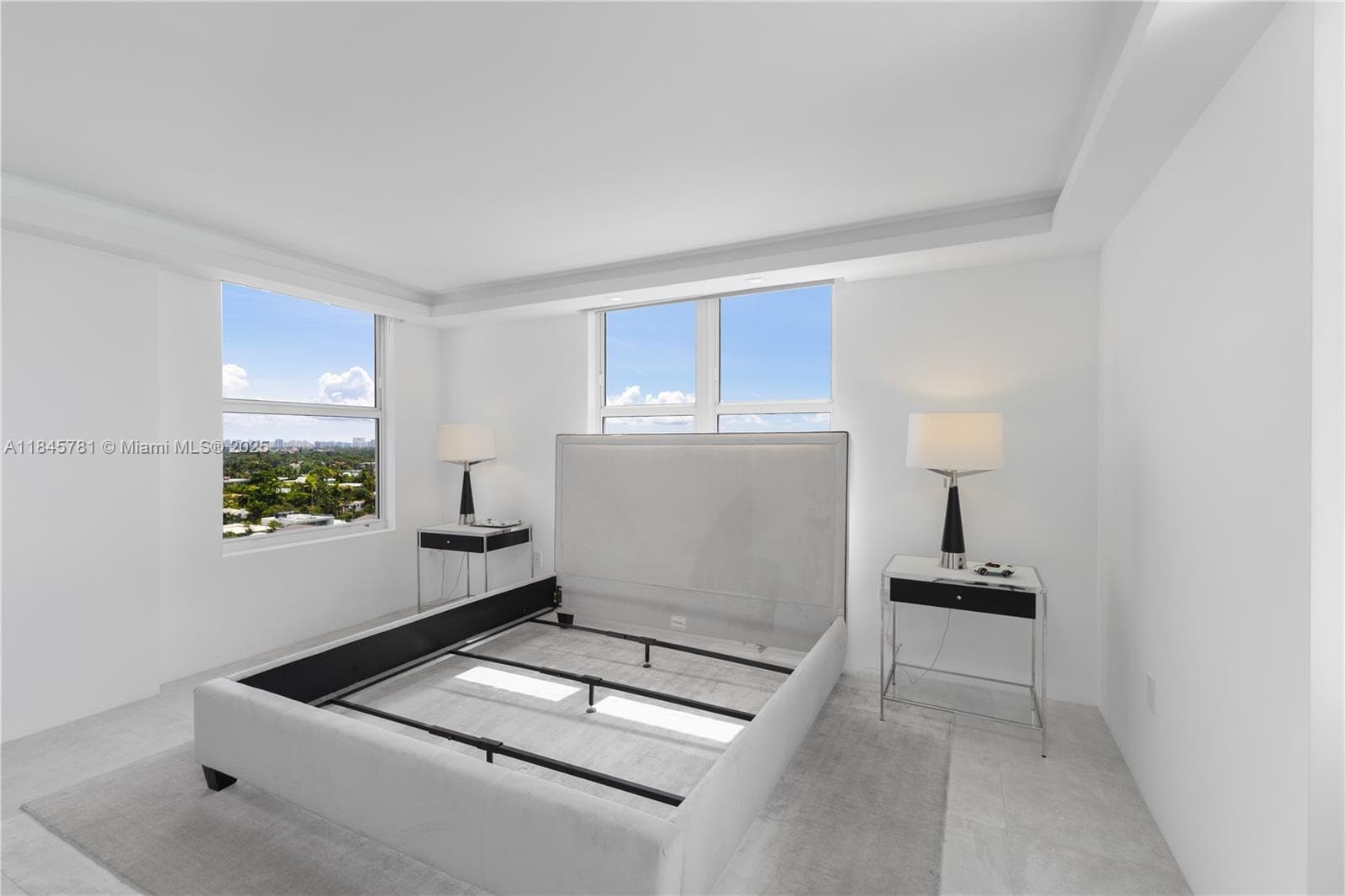 A11845781 — Miami Beach — 5