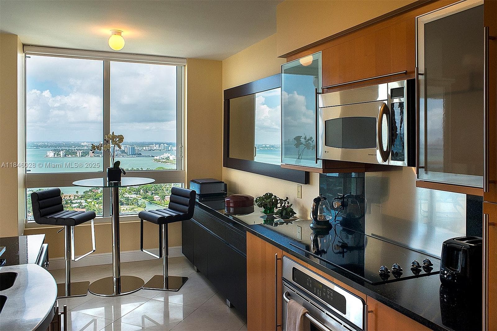 A11846028 — Miami Beach — 4