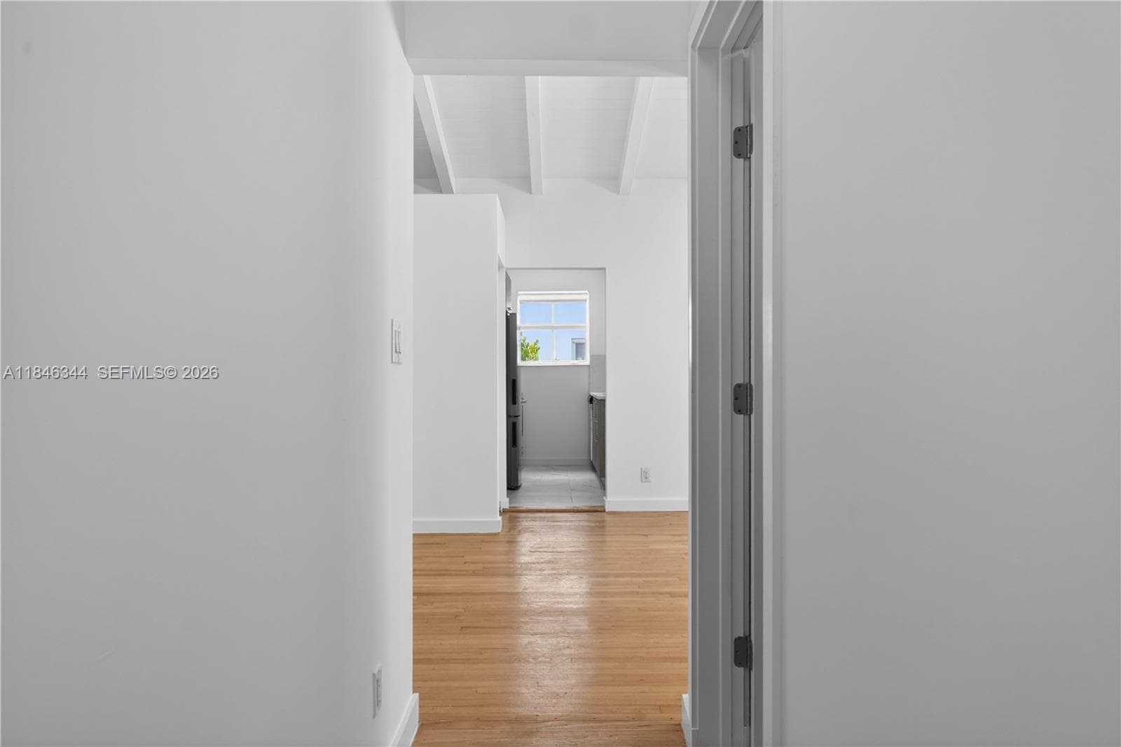 A11846344 — Miami Beach — 22
