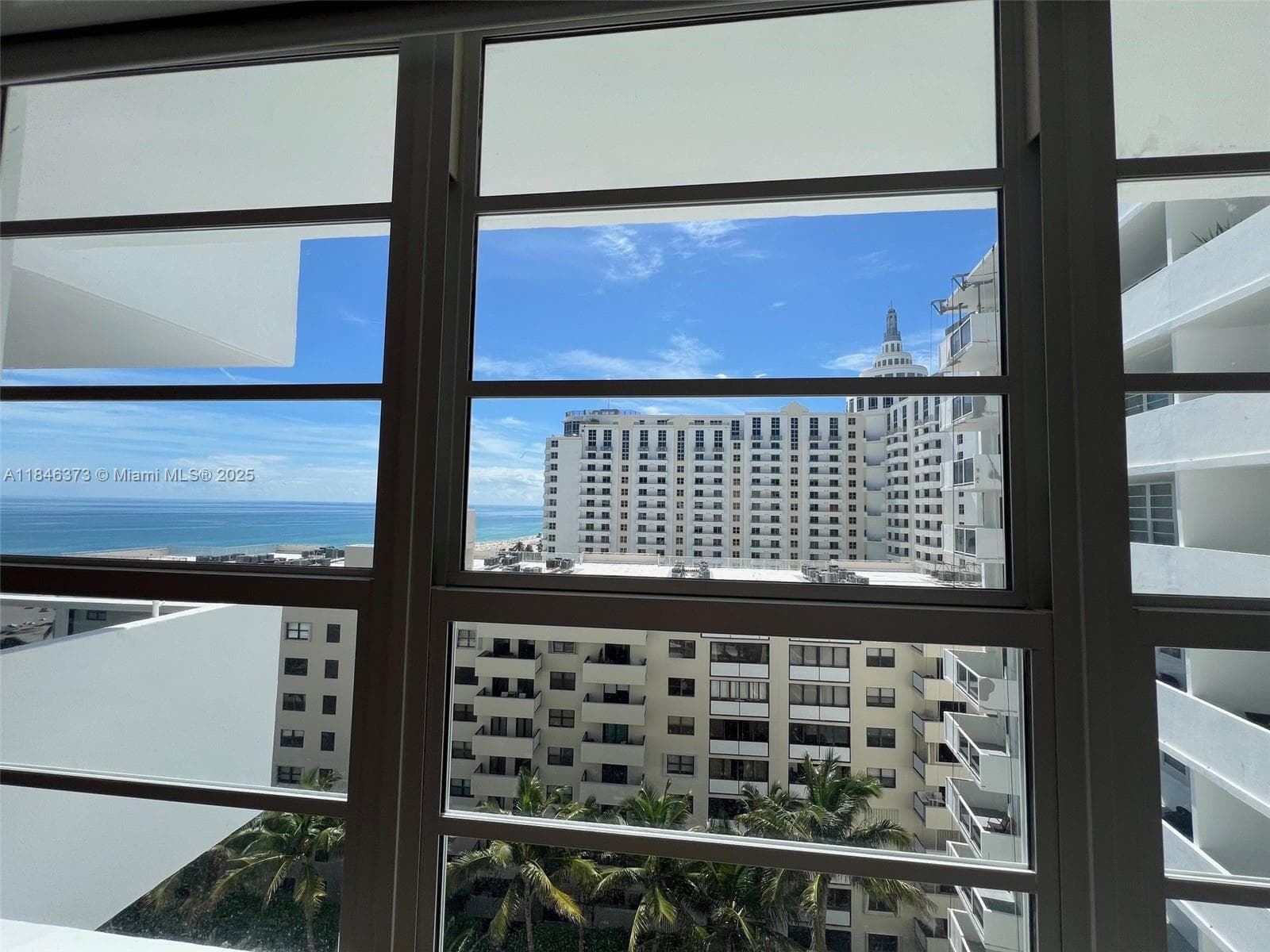 A11846373 — Miami Beach — 3