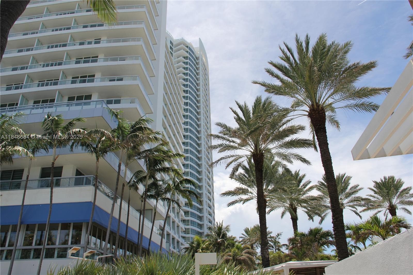 A11846684 — Miami Beach — 66