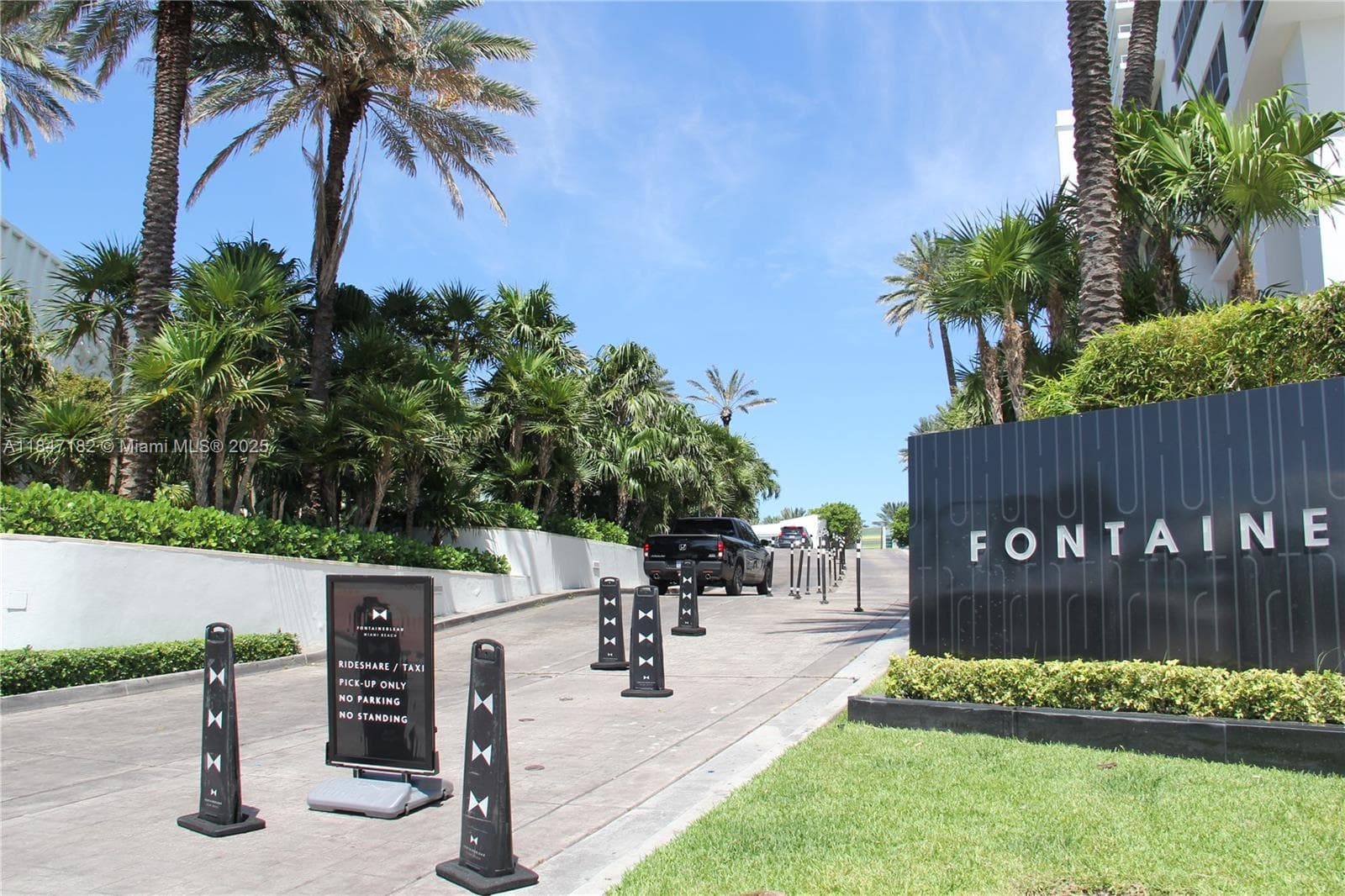 A11847182 — Miami Beach — 99
