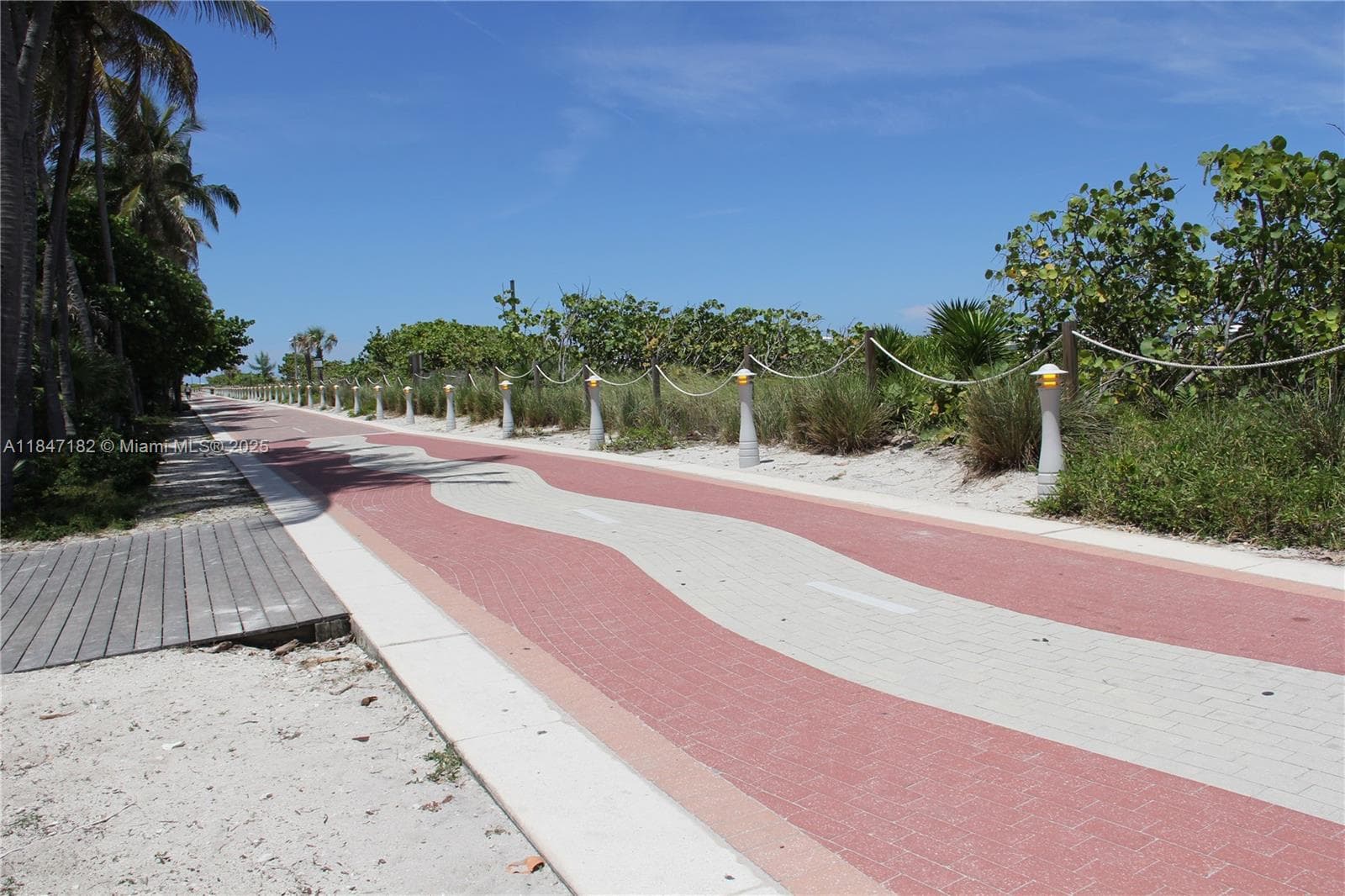 A11847182 — Miami Beach — 52