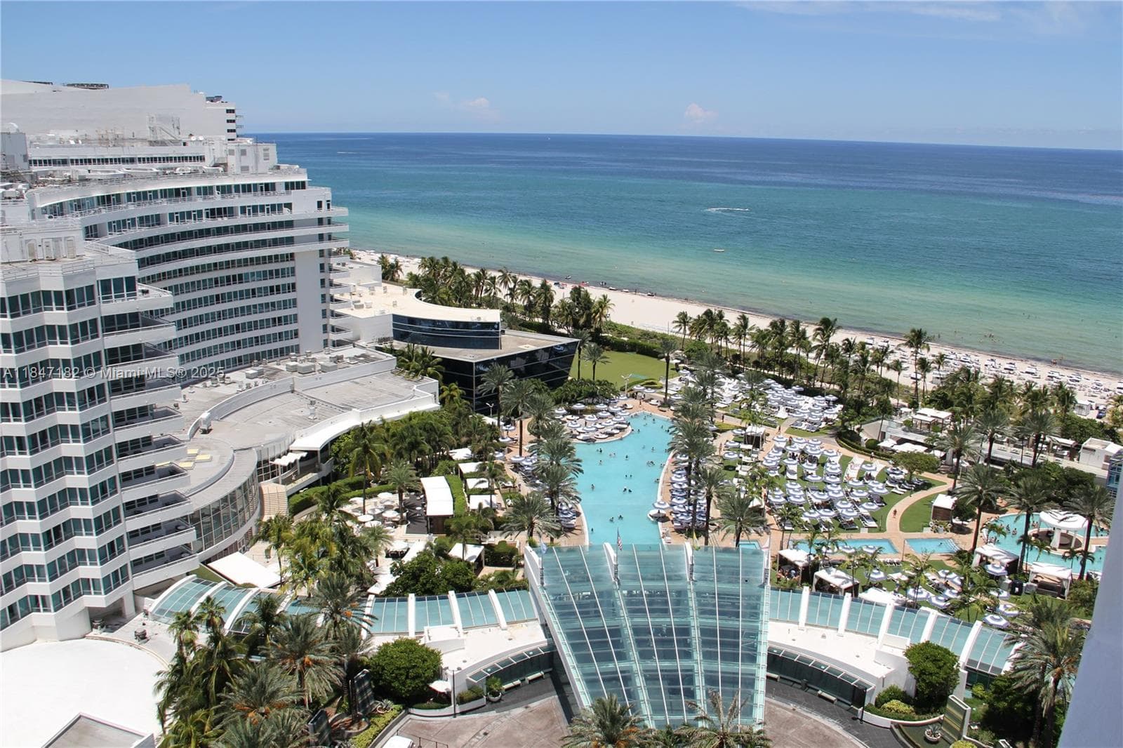 A11847182 — Miami Beach — 17