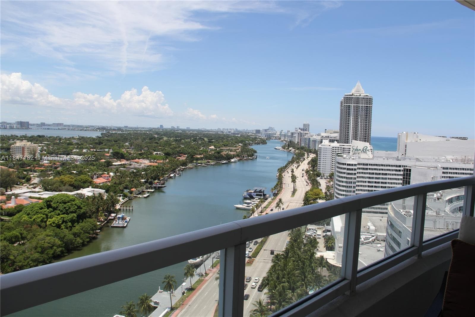 A11847182 — Miami Beach — 26