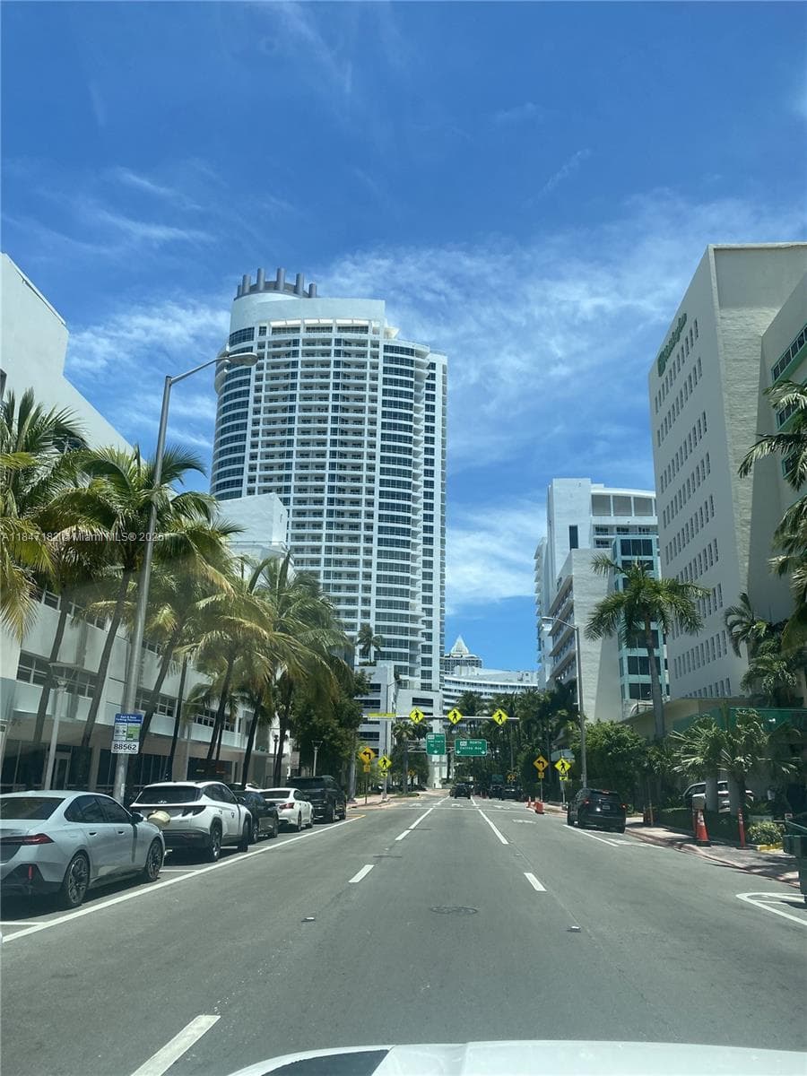 A11847182 — Miami Beach — 5