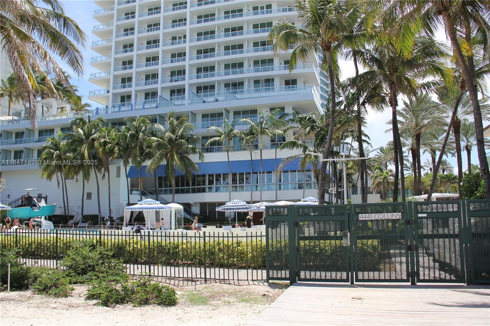 A11847182 — Miami Beach — 51