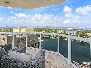 A11847270 — Miami Beach — 4
