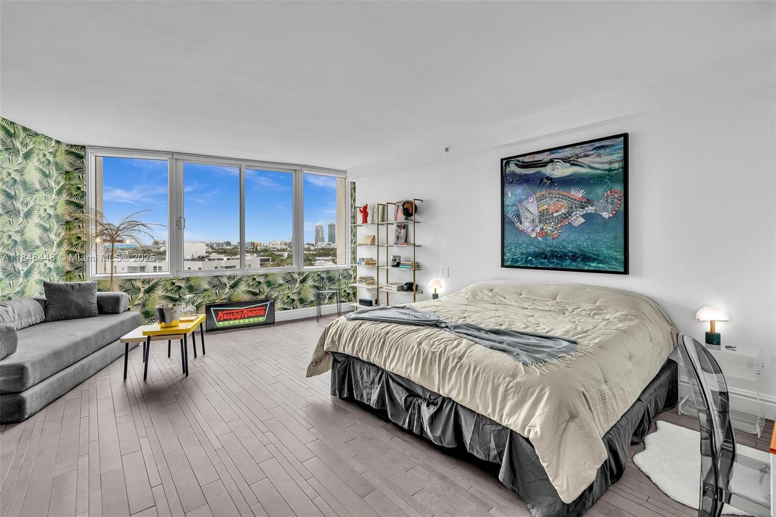 A11848448 — Miami Beach — 18